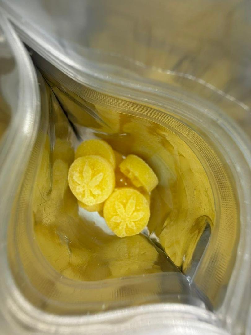 PINEAPPLE PUNCH LIVE RESIN INFUSED GUMMIES 1000mg