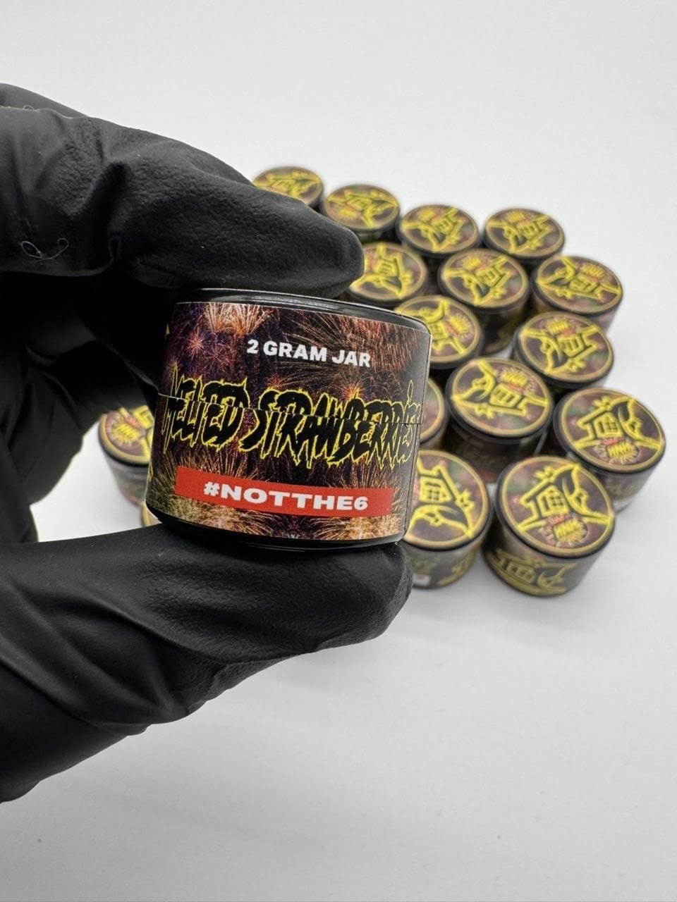 hash house cold cure rosin 2g jar, hash house rosin, 6 star hash rosin, 90 120u rosin, hash rosin jar