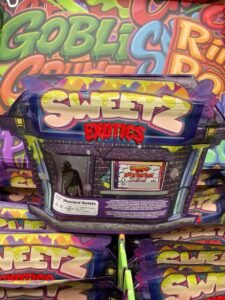 SWEETZ EXOTICS HAUNTED HOUSE EDITION
